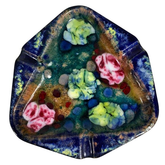 Mid-Century Modern Triangular Metal Enamel Glass Ashtray Abstract Design 5.5" - Picture 1 of 6